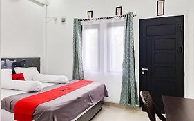 Reddoorz At Imanuel Homestay Tomohon